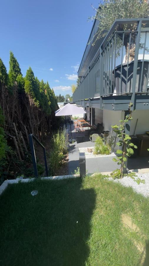 Rosmarin - Kuschelige Fewo - Romantik & Entspannung Im Whirlpool Auf Privater Terrasse, Ruhe & Hund Willkommen - By Ferienwohnenamsee - Uberlingen Esterno foto