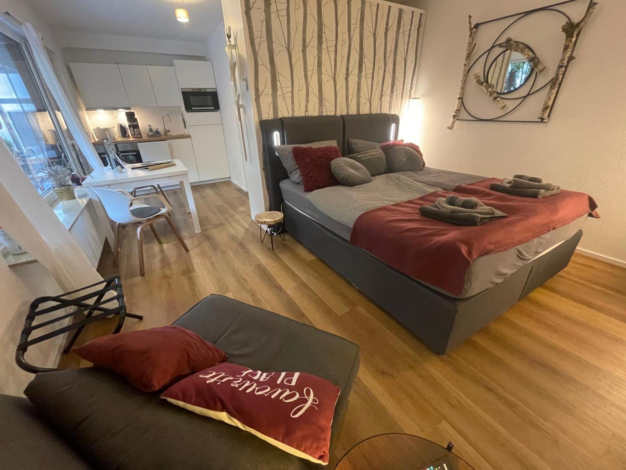 Rosmarin - Kuschelige Fewo - Romantik & Entspannung Im Whirlpool Auf Privater Terrasse, Ruhe & Hund Willkommen - By Ferienwohnenamsee - Uberlingen Esterno foto