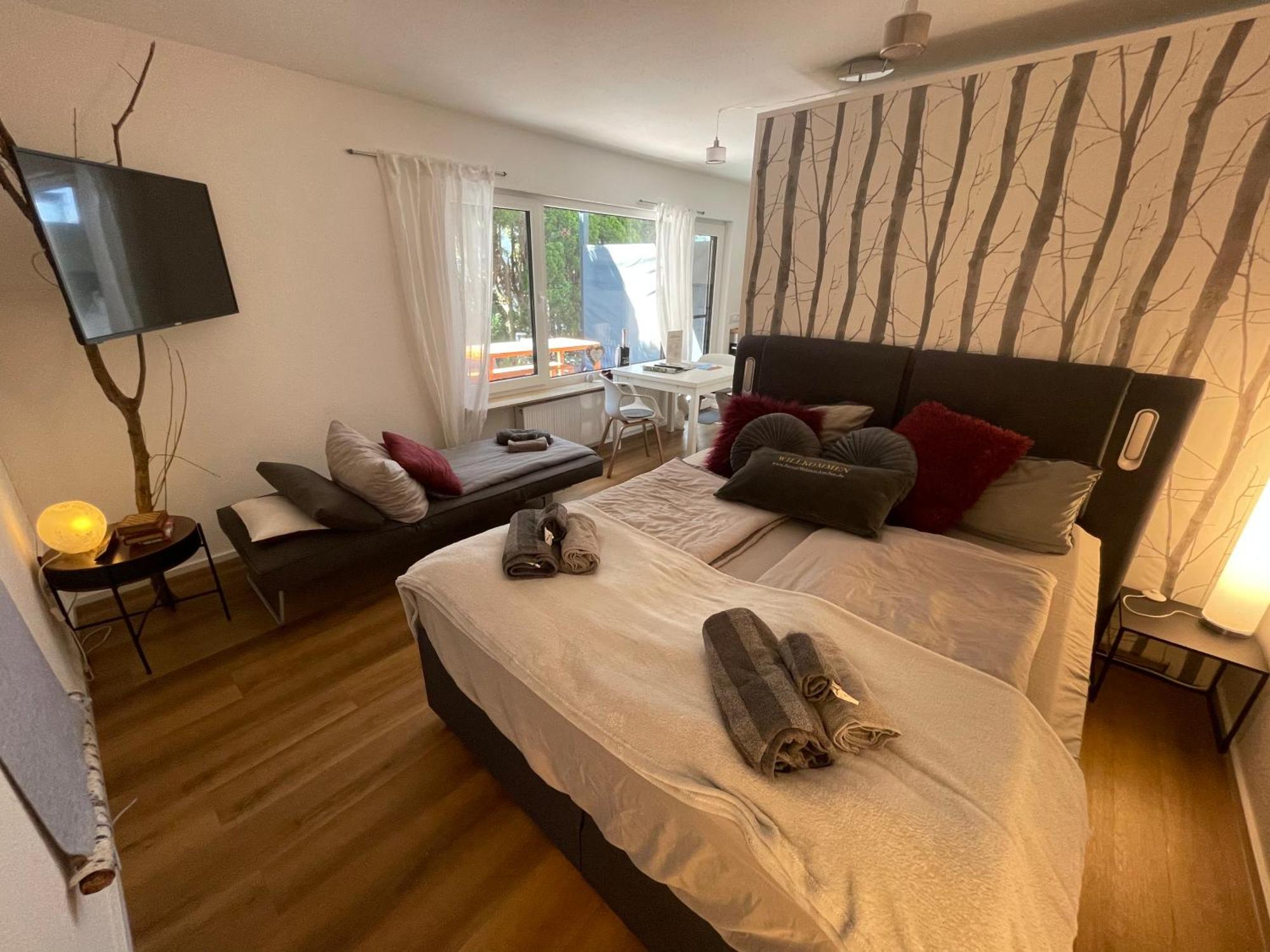 Rosmarin - Kuschelige Fewo - Romantik & Entspannung Im Whirlpool Auf Privater Terrasse, Ruhe & Hund Willkommen - By Ferienwohnenamsee - Uberlingen Esterno foto
